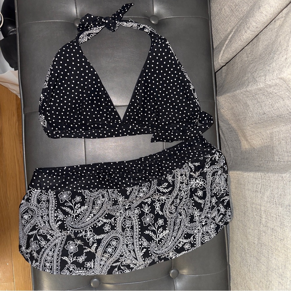Coco Reef Black and White Paisley Bikini. Two piece. Reversible. Polka dots.